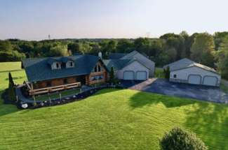 Custom Log Home with 95 acres – 4354 Sheehan Road