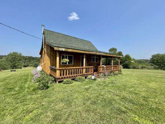 Year-Round Cabin for Sale with Ponds and Spectacular Views – 1455 Mexico Rd. Camden, NY