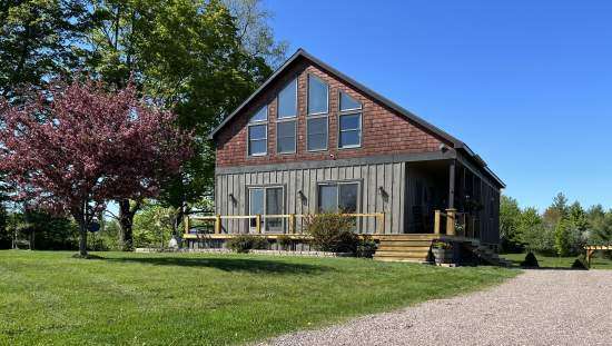 Rustic Country Home for Sale – 11576 Thompson Corners Florence Rd.