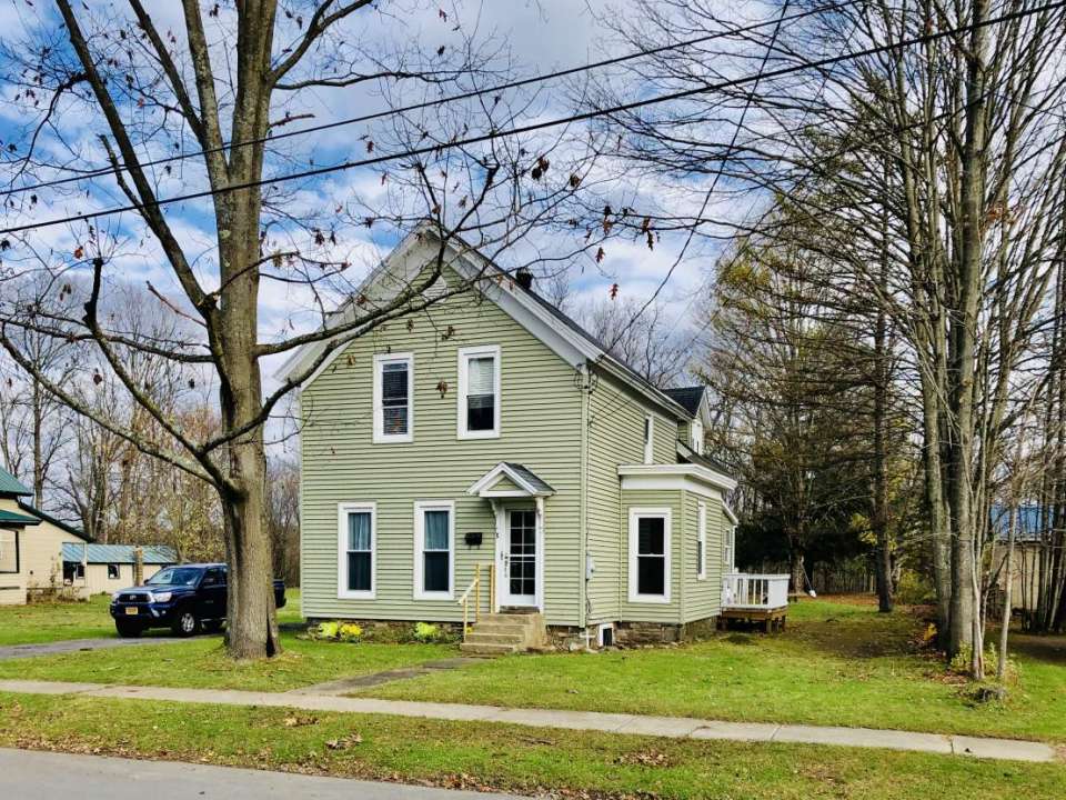 4 Bedroom 2.5 Bath Camden Village Home For Sale – 5 6th Street, Camden, NY